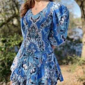 Chic Blue Patterned Mini Dress